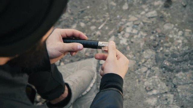 e-cigaretta ve e sigara karşılaştırması 2025, güvenlik, lezzet ve maliyet rehberi